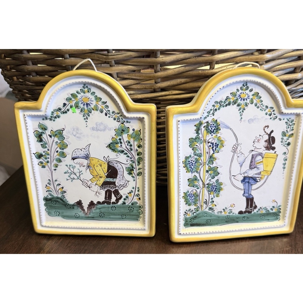 Vintage Hand Painted wall plaque trivet slovakia slovak majolica